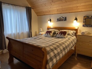 3 habitaciones, escritorio, wifi gratis y ropa de cama 