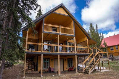 Stewart Family Cabin by Face Lake