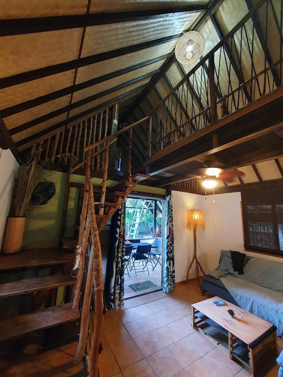 Bungalow Traditionnel Equipé - French Polynesia