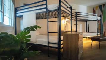 Desk, soundproofing, iron/ironing board, free WiFi