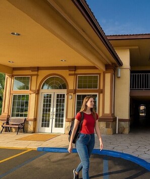 Entrée de l’hébergement