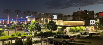 Bposhtels Anaheim