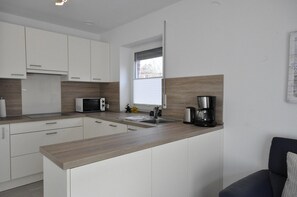 Frigorifero, microonde, forno, lavastoviglie