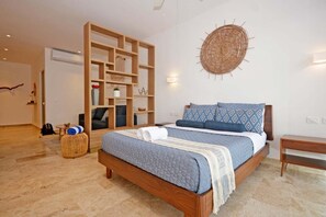 Appartement Élite | 1 chambre, décor unique, ameublement unique, rideaux d’obscurcissement