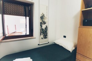 1 Schlafzimmer, Bügeleisen/Bügelbrett, Bettwäsche