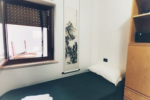 1 Schlafzimmer, Bügeleisen/Bügelbrett, Bettwäsche