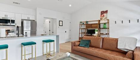 Älytelevisio, Netflix, Hulu, suoratoistopalvelut