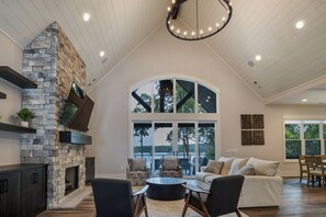 Flat-screen TV, fireplace, ping pong, stereo