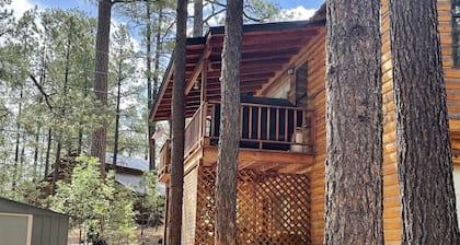 Your going to fall in love with this cabin.outstanding for family,multi families