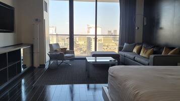 1 chambre, coffres-forts dans les chambres, bureau