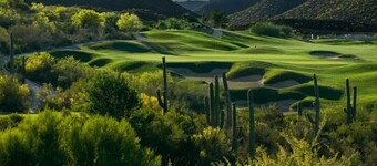 Pool / 2 BR 2 BA / Near JW Marriott / Patio