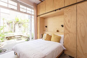 Studio | 1 bedroom - Lovely and Charming Guesthouse Near City Center Close to Rotterdam (Dordrecht)