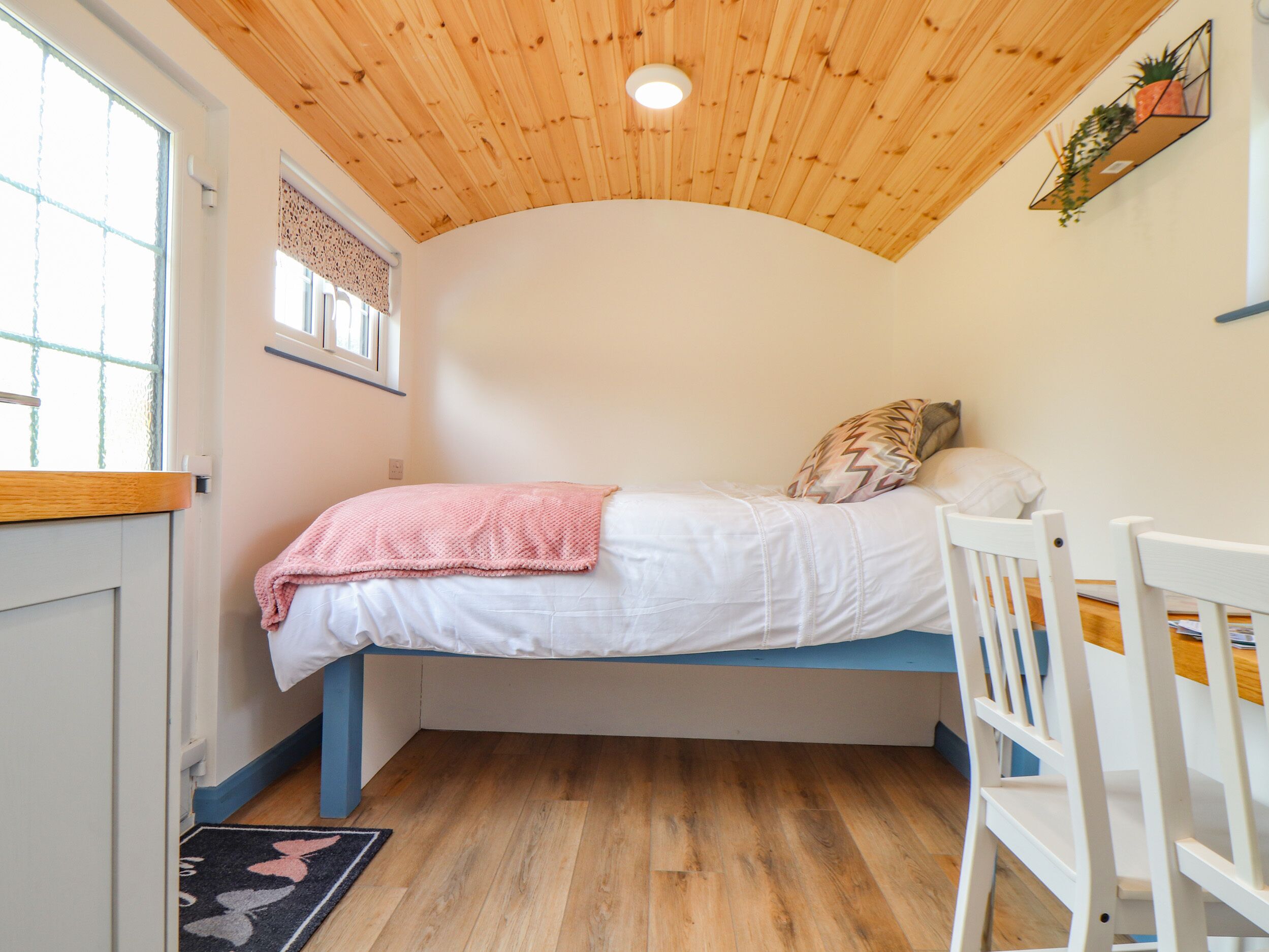 Rose, Romantic, Character Holiday Cottage, With A Garden In Illogan - Redruth