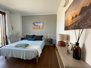 2 bedrooms, desk, iron/ironing board, travel cot