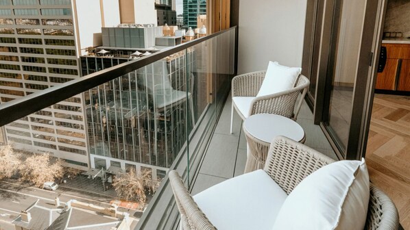 Property grounds - Two Bedroom apartment in prime Sydney location with Hyde park wrap views (Sydney)