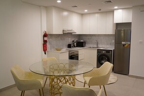 Private kitchen - One Bedroom Seaview Apartment (Dubai)
