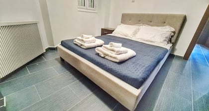 Luxury 2-bed apartment minutes to downtown