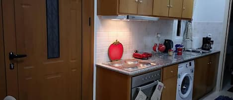 公寓 | 私人廚房 | 雪櫃、微波爐、焗爐、爐具