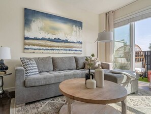 Smart TV, fireplace, offices