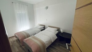 Unclassified image, 4 of 12, button - Travelnest Property Maris (Gospic)