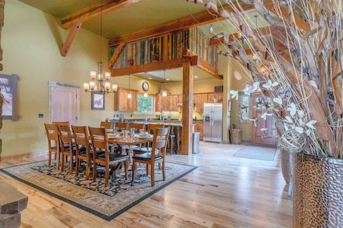 Snow Creek Lodge Summ