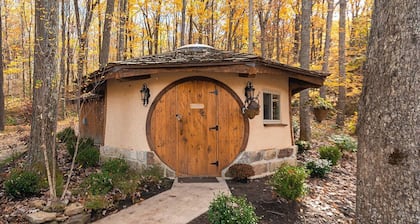The Hobbit House - Romance Straight From The Shire
