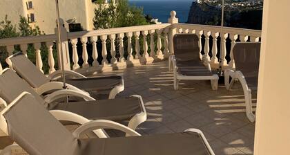 Luxury Villa private heated pool(May-Oct)Stunning sea-views unbeatable locations