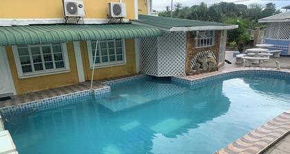 Relaxing 2 Bedroom Property for up to 4 Person