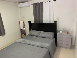 2 bedrooms, free WiFi, bed sheets - 2 Bed Apartment - Sleeps 4 - Parking - Wifi (Georgetown)