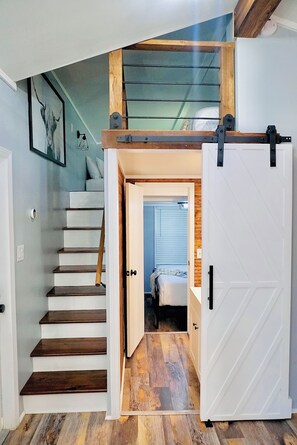 2 chambres, matelas mémoire de forme, fer et planche à repasser