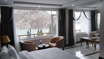 Room service – dining