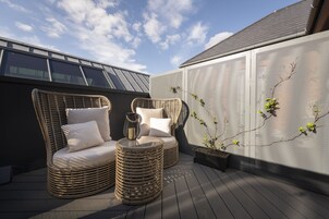 Deluxe Double Room | Terrace/patio