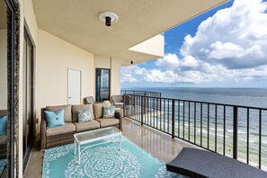 Terrace/patio - Outdoor & Indoor Pool! | Gulf Front (Orange Beach)