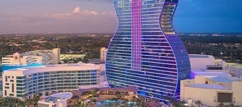 NEW 2 Bed Studio close to Beach & Casino HA04