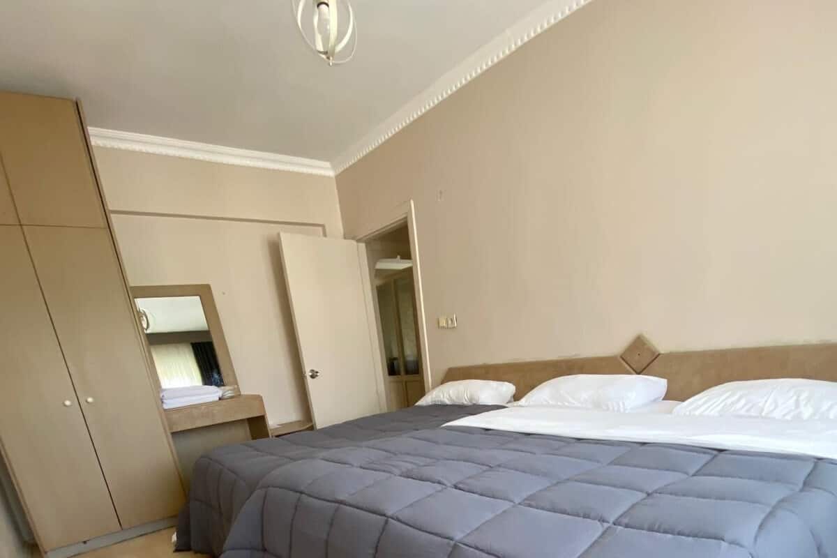 Cortinas opacas y sistema de insonorización