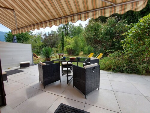 Centre St Jorioz : Charmant et spacieux studio avec terrasse et jardin privatif
