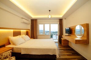 Standard Double Room, Balcony, City View | Premium bedding, minibar, free WiFi, bed sheets - Estia Konukevi (Gökçeada)