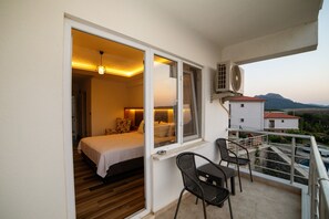 Balcony - Estia Konukevi (Gökçeada)