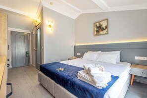 Economy Double Room, Non Smoking, Mountain View | Egyptian cotton sheets, premium bedding, minibar, in-room safe - LESLION HOTEL TURUNC (Marmaris)