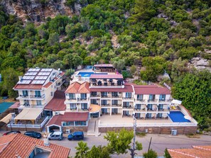 Front of property - LESLION HOTEL TURUNC (Marmaris)