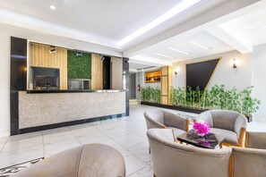 Lobby - LESLION HOTEL TURUNC (Marmaris)