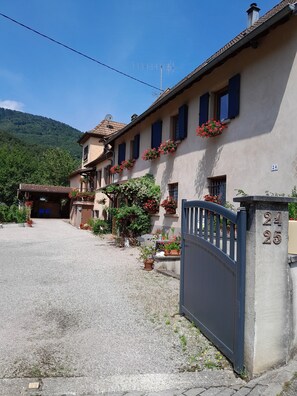 Esterni