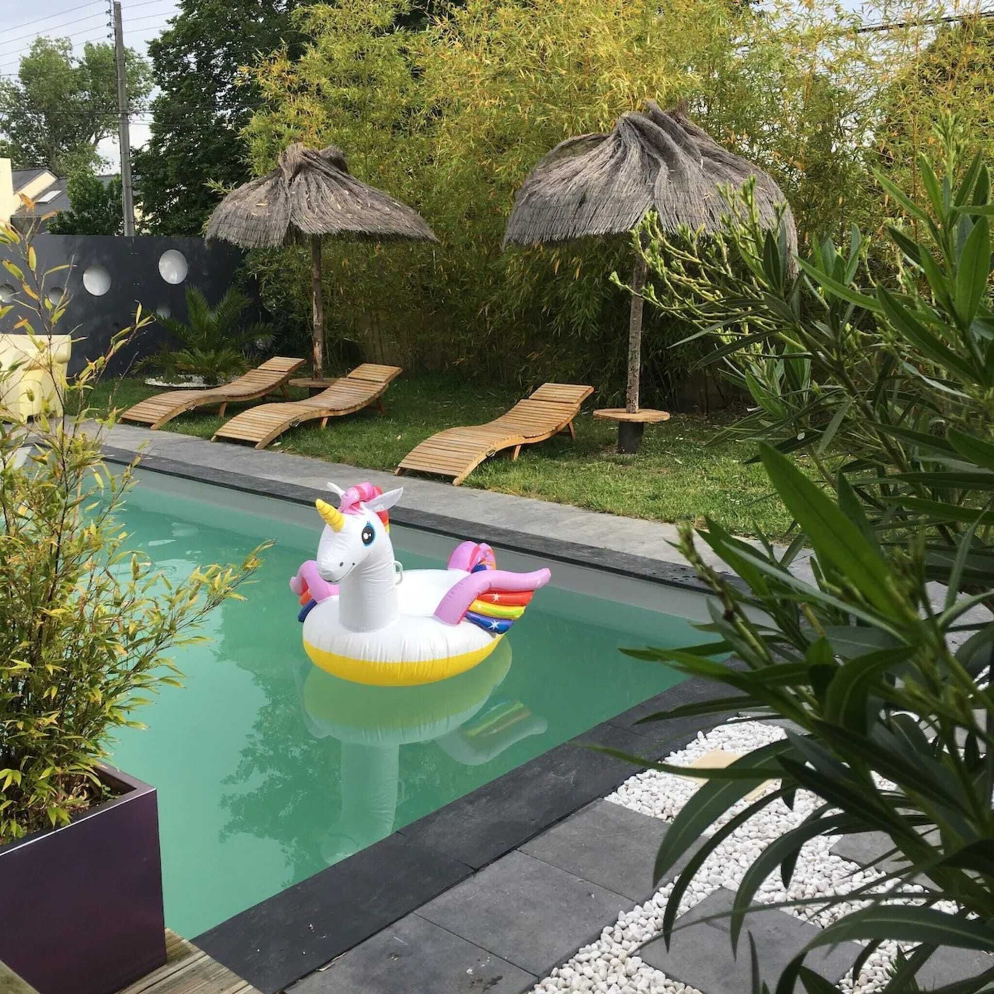 Outdoor pool, a heated pool
