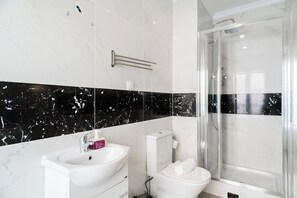 Bathroom - City INN (Lisbon)