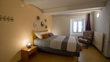 Comfort Double or Twin Room, Private Bathroom, Courtyard View
