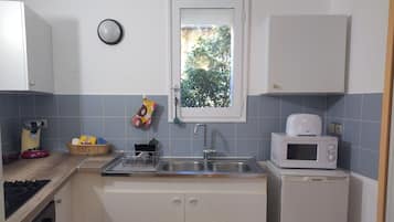 Cottage, Ensuite | Private kitchen