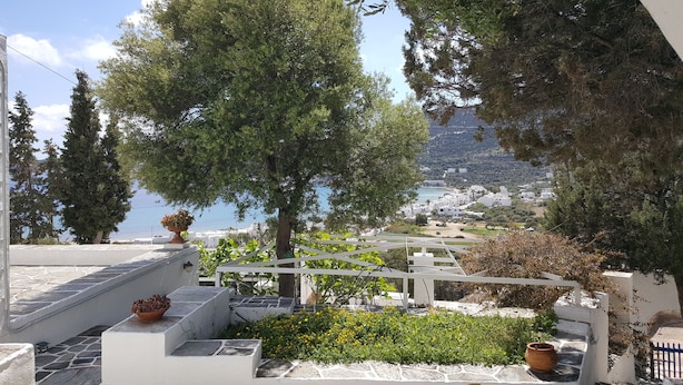 Apartment | Balcony - Traditional Comfortable Apartment With sea View (Sifnos)
