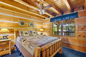 2 soverom, strykejern/-brett, reiseseng for barn og wi-fi (inkludert)