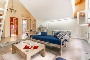 تلفزيون ذكي، كُتُب