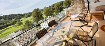 FLAT Surrounded by nature, with pool, and beach nearby